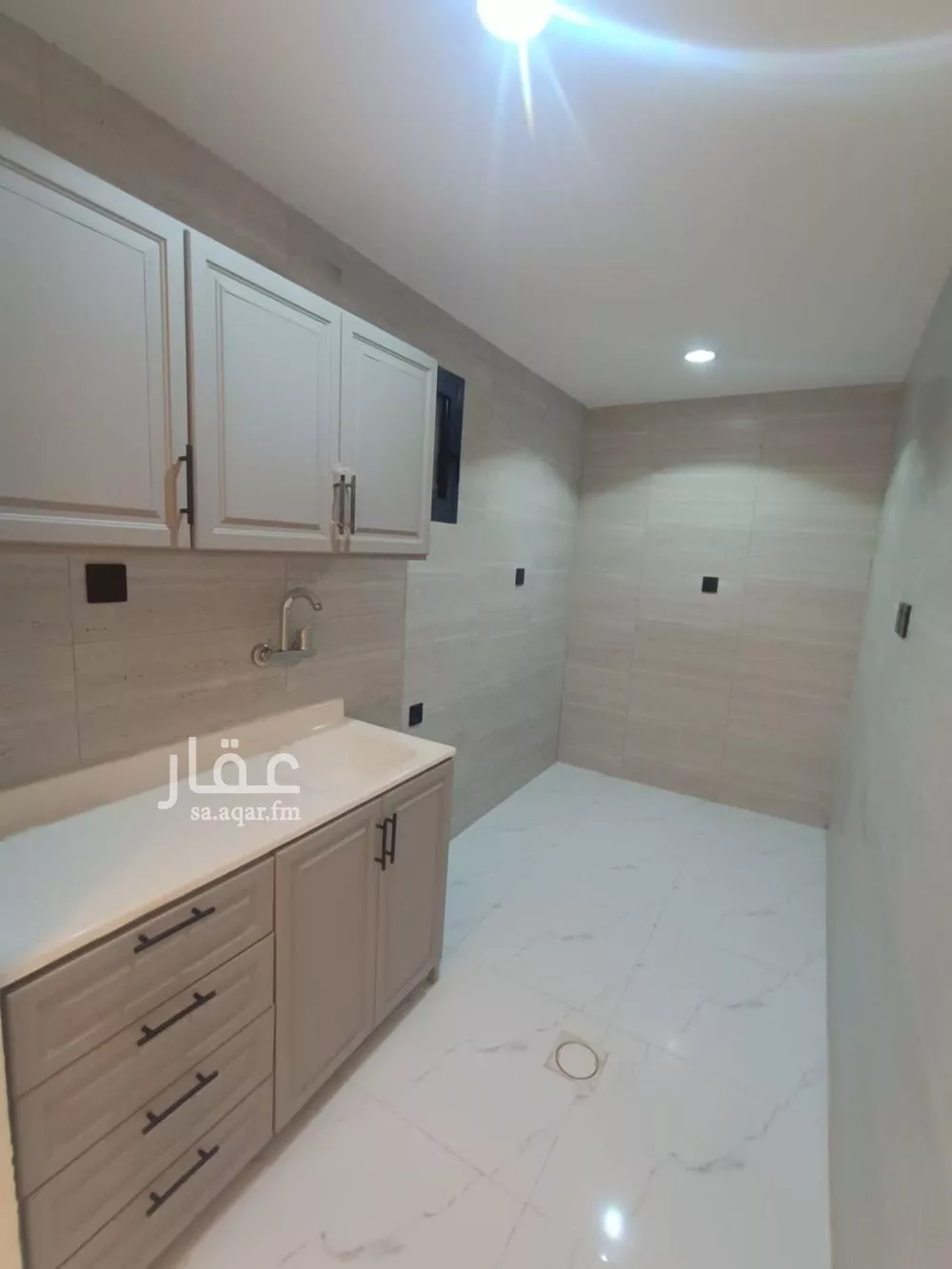 شقة 3 غرف في الوادي 5