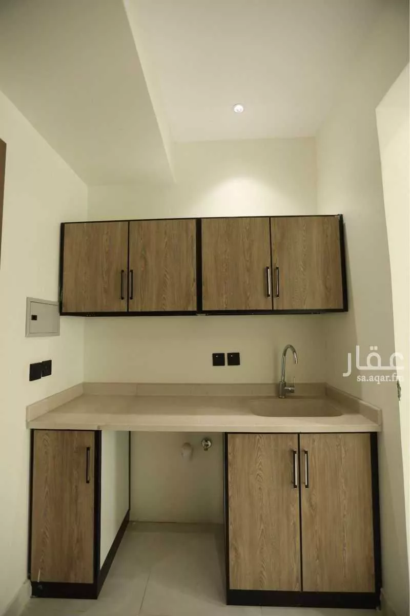 شقة 1 غرف في الورود 4