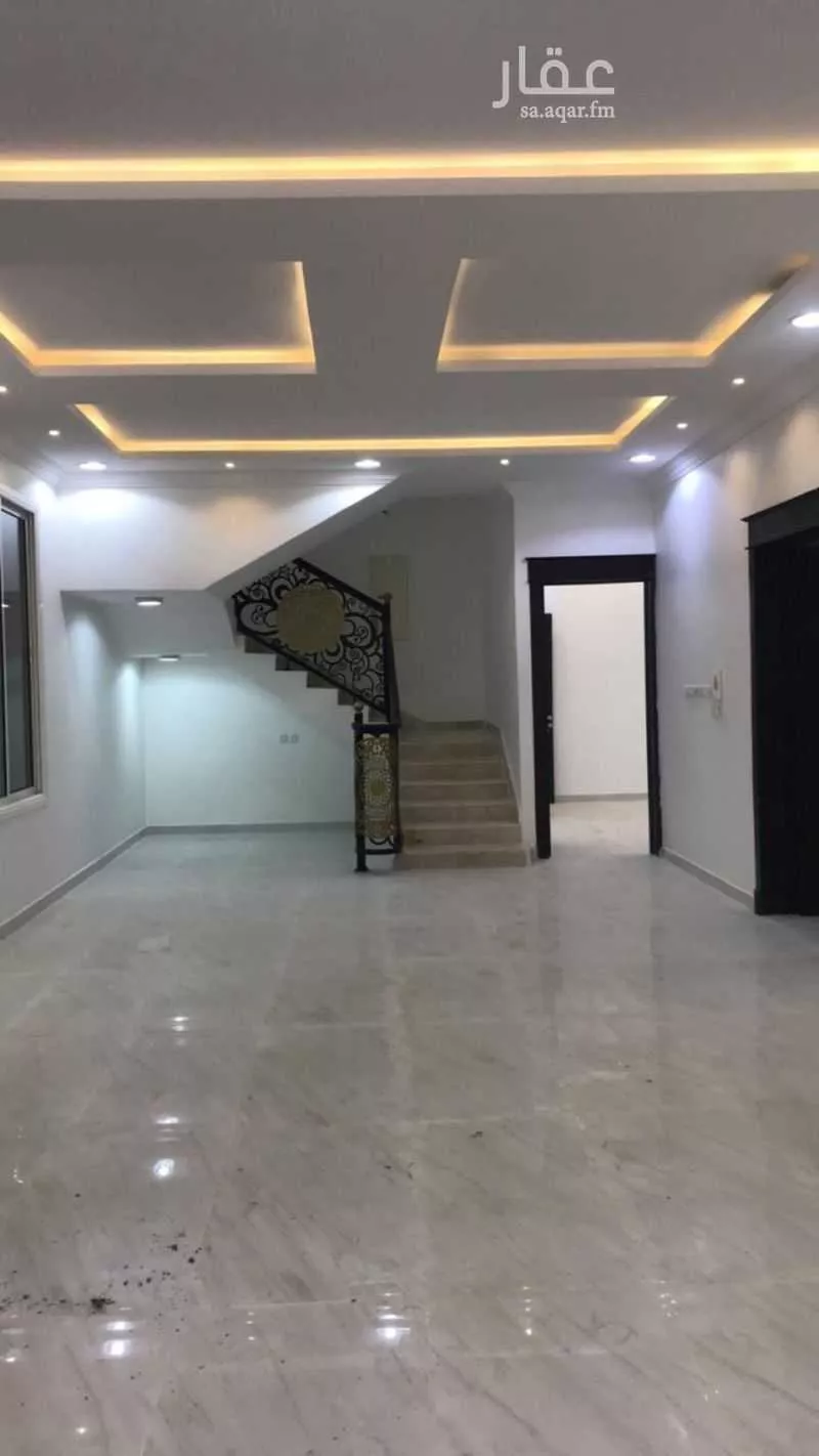 5 bedroom apartment in Al Qadisiyah 3