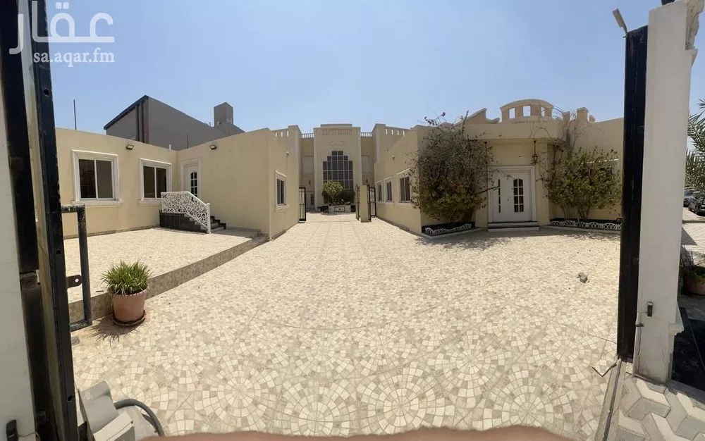 فيلا 9 غرف في البحيرة 1