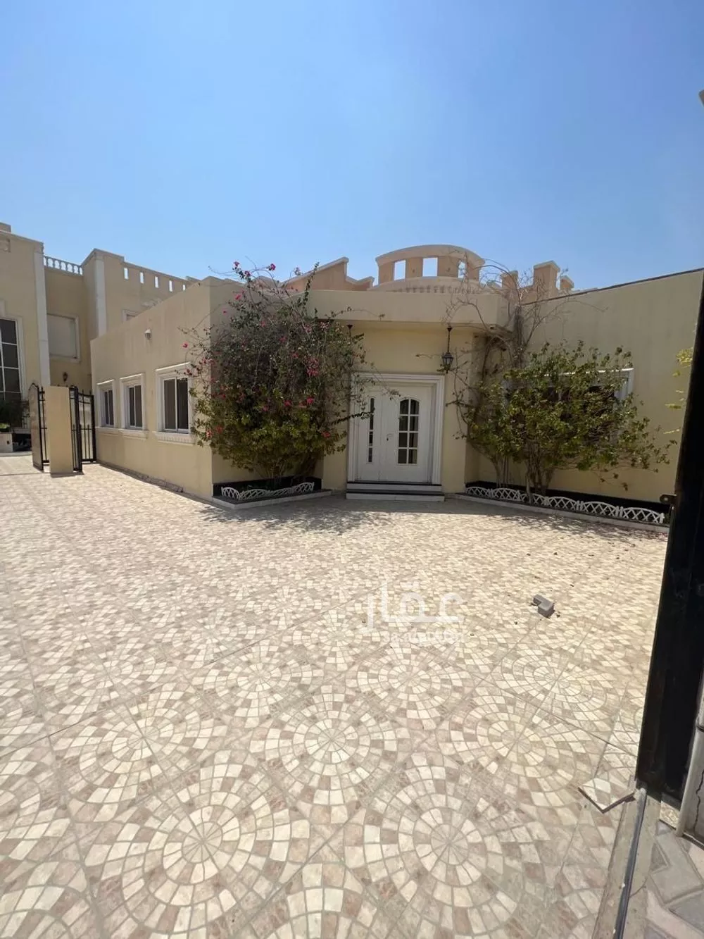 فيلا 9 غرف في البحيرة 3