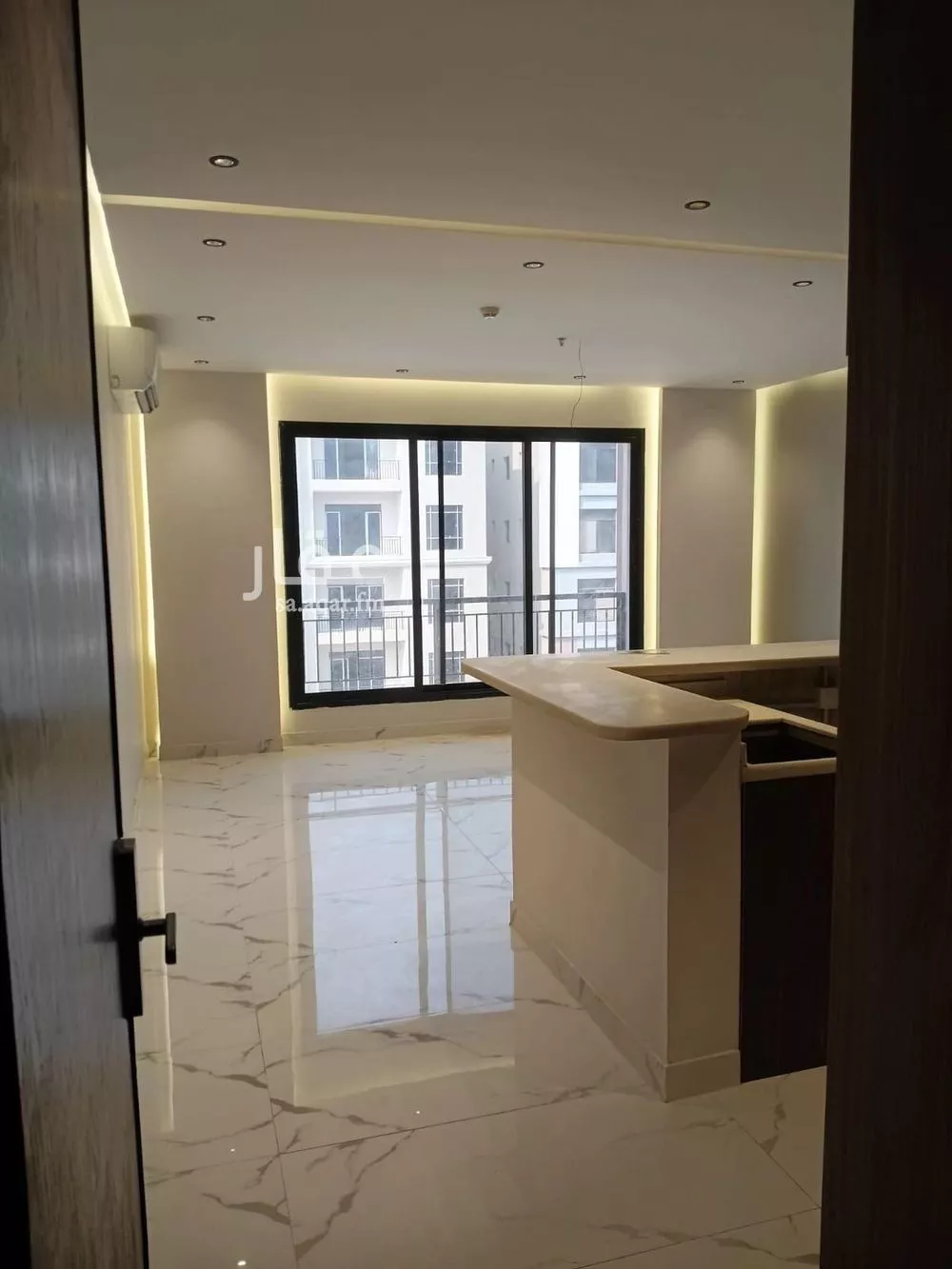 شقة 3 غرف في السيف 4