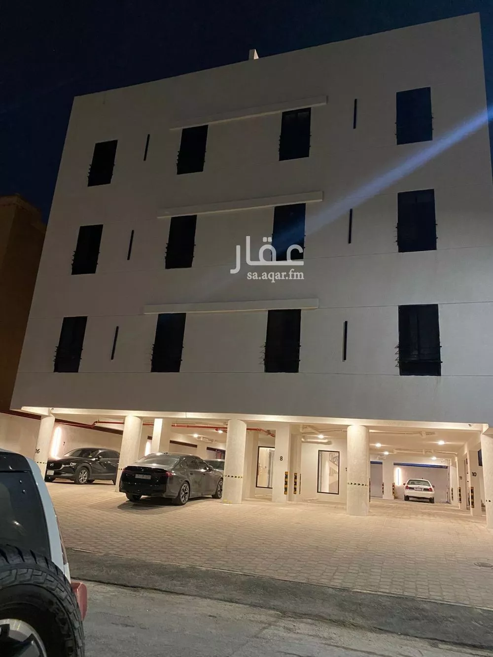 2 bedroom building in Hajar, Eastern Province