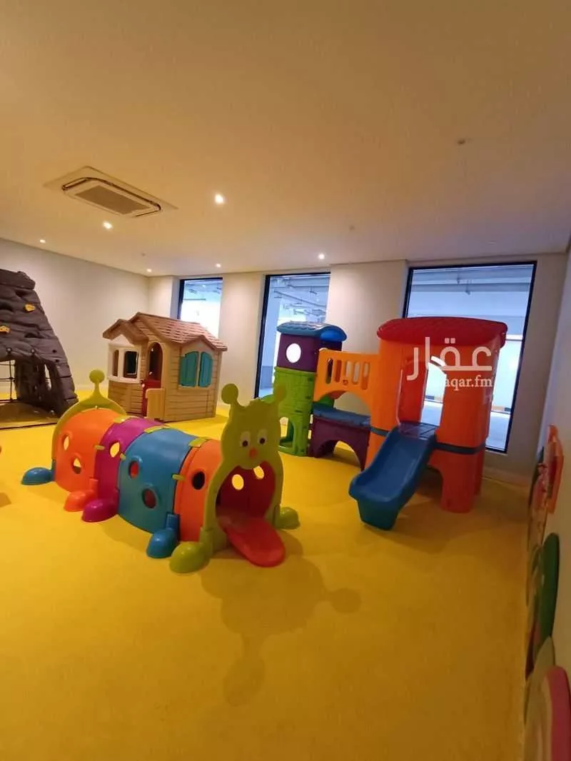 شقة 2 غرف في البحر 5