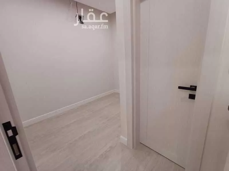 5 bedroom villa in Al Buhairah, Eastern Province 17