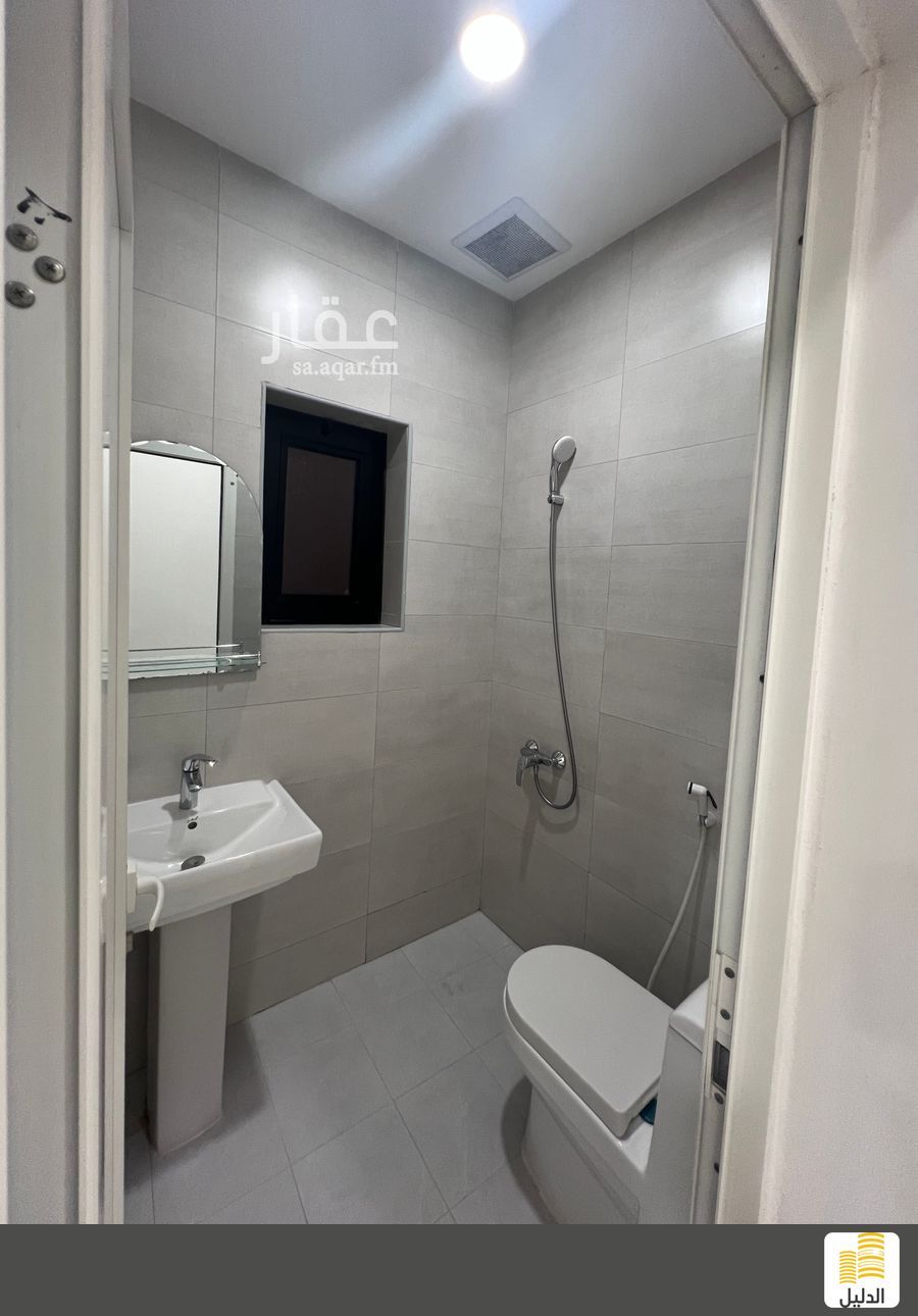 3 bedroom apartment in Hajar, Eastern Province 8