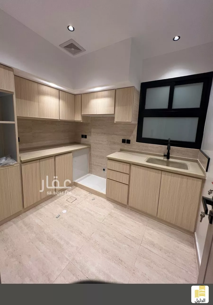 32 bedroom building in Al Rakah Ash Shamaliyah, Eastern Province 16