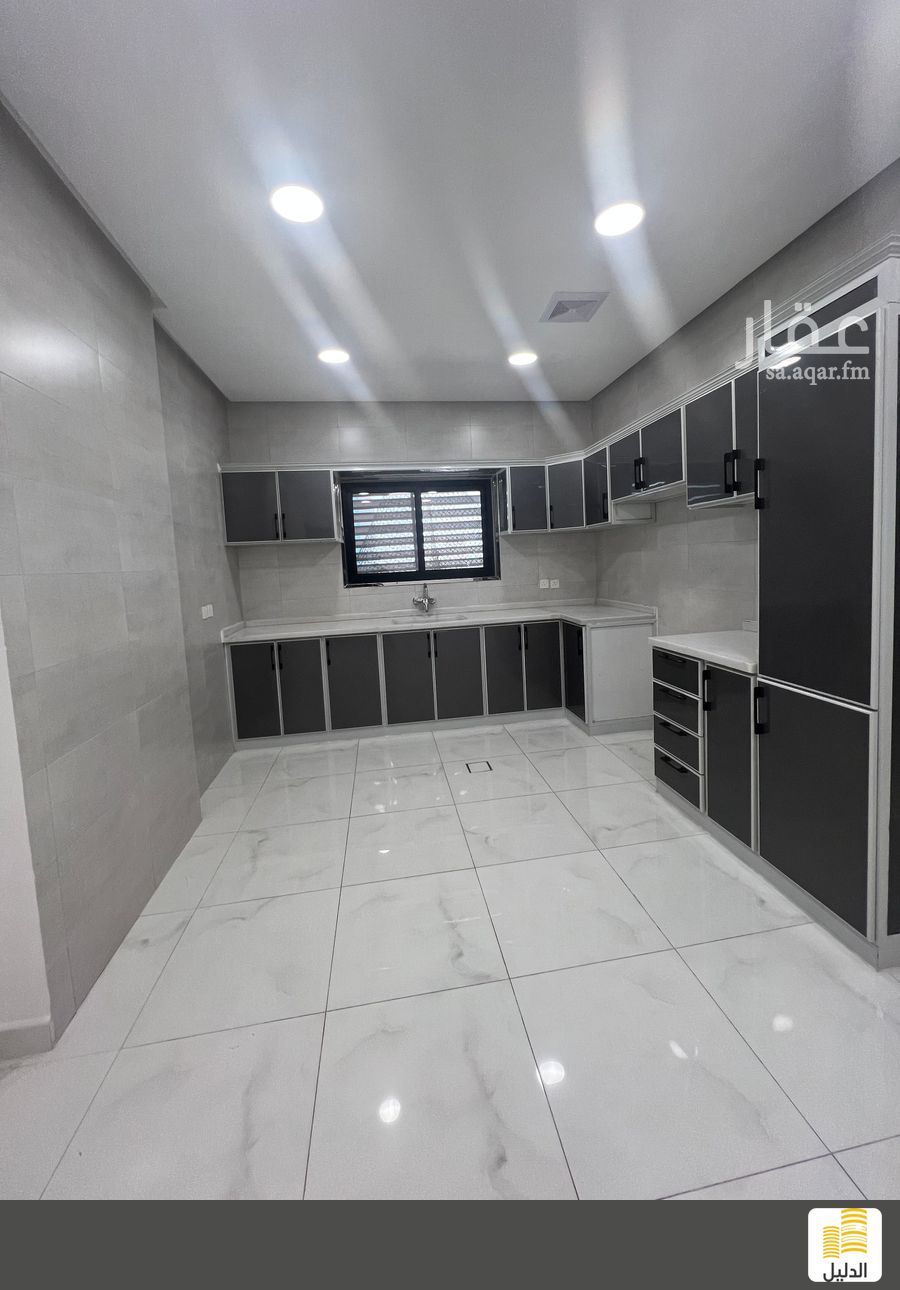 3 bedroom apartment in Hajar, Eastern Province 5