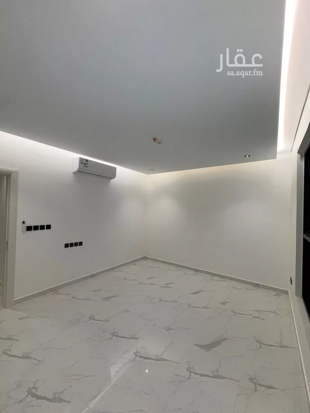 فيلا 4 غرف في النرجس 3