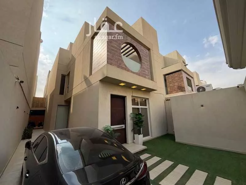 4 bedroom villa in Irqah 1