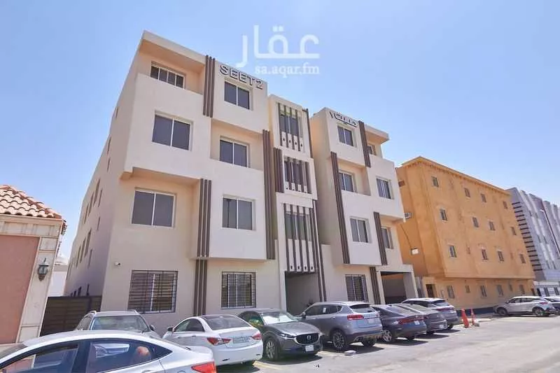 3 bedroom building in Al Aridh, Riyadh 5