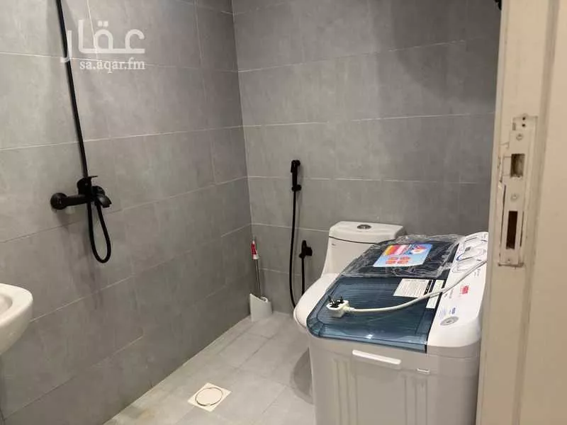 شقة 1 غرف في الروضة 5