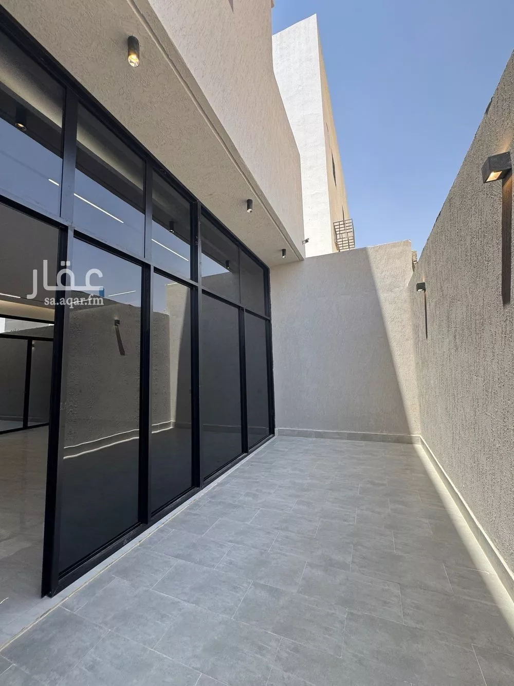 شقة 4 غرف في الشرق 5