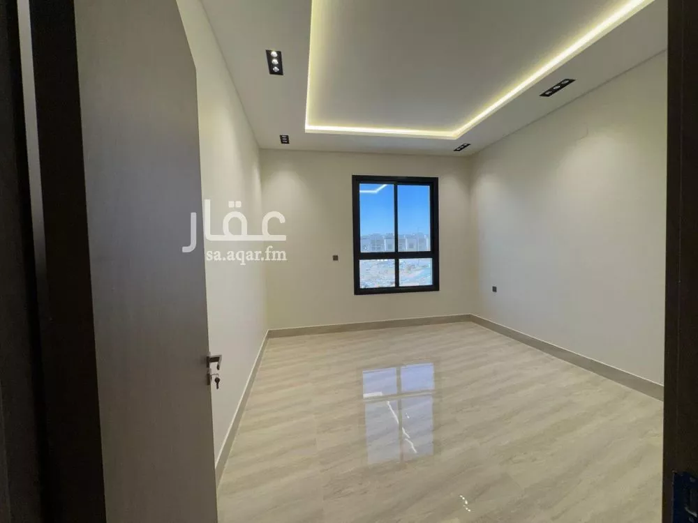 فيلا 5 غرف في الرمال 3