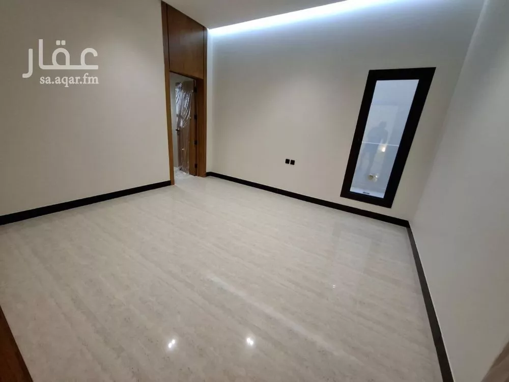 فيلا 5 غرف في الرمال 4