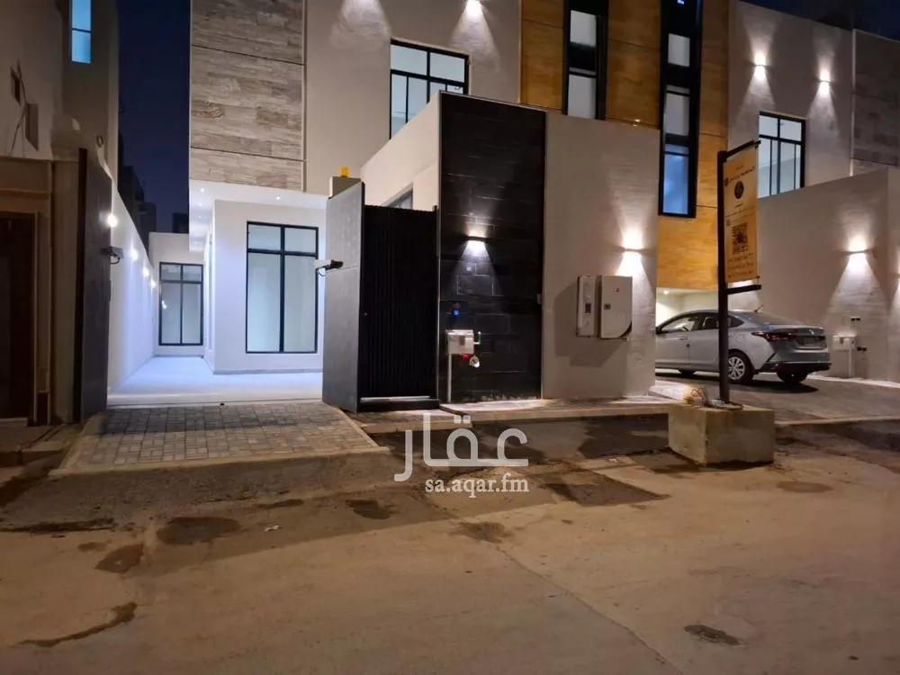 4 bedroom floor in Qurtubah 1