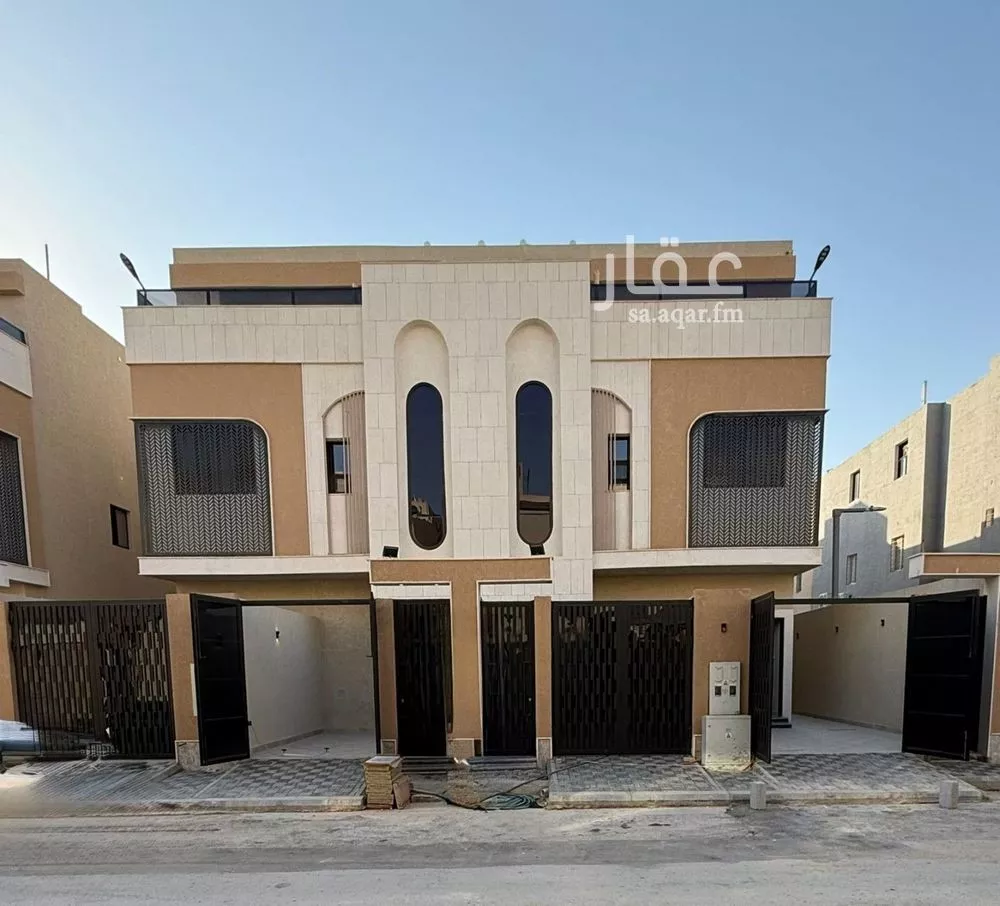 5 bedroom floor in Al Rimal 1