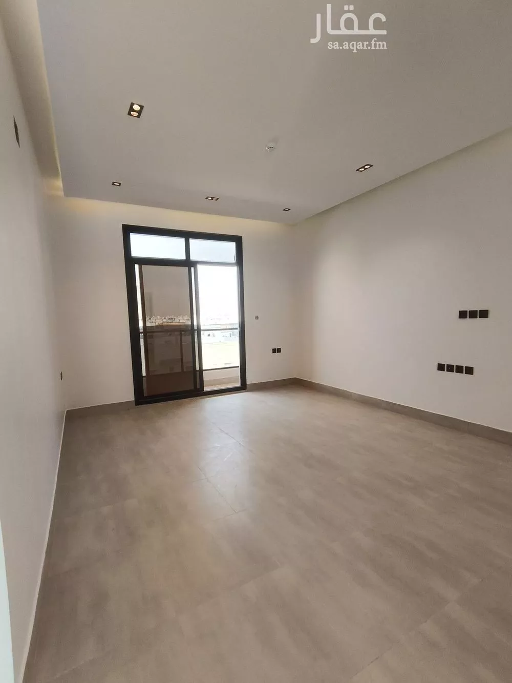 4 bedroom apartment in Al Yarmouk 3