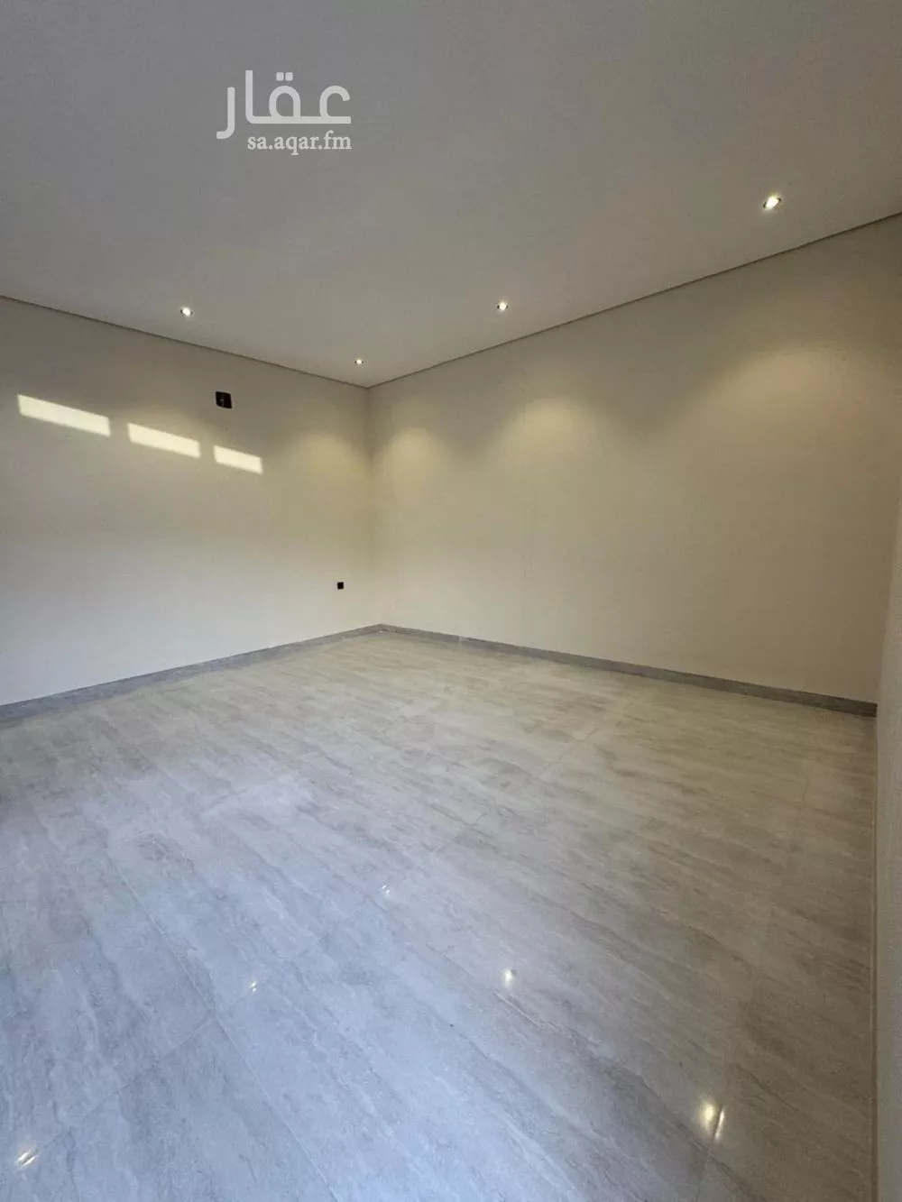 شقة 5 غرف في الجنادرية 2