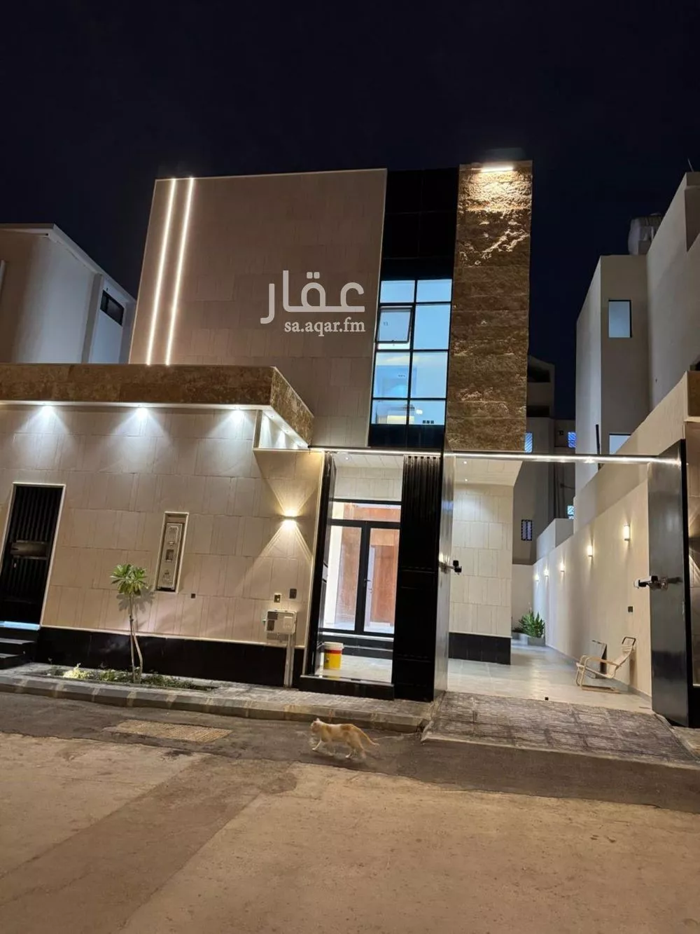 5 bedroom villa in Al Khaleej 1