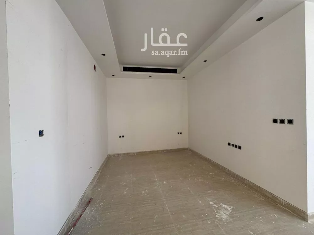 فيلا 5 غرف في الملك فيصل 2