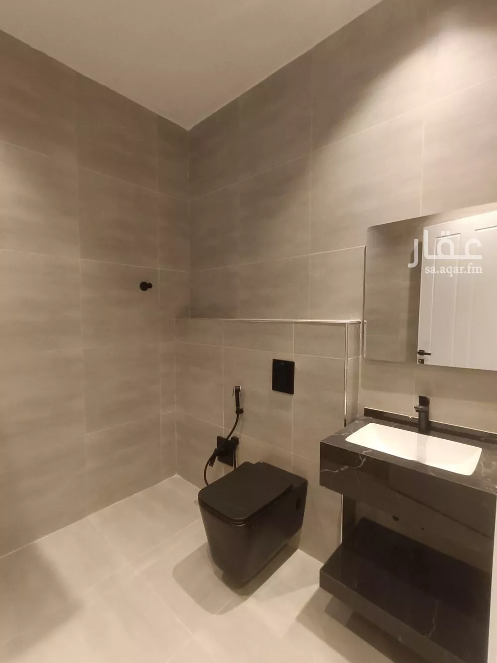 4 bedroom apartment in Al Yarmouk 2