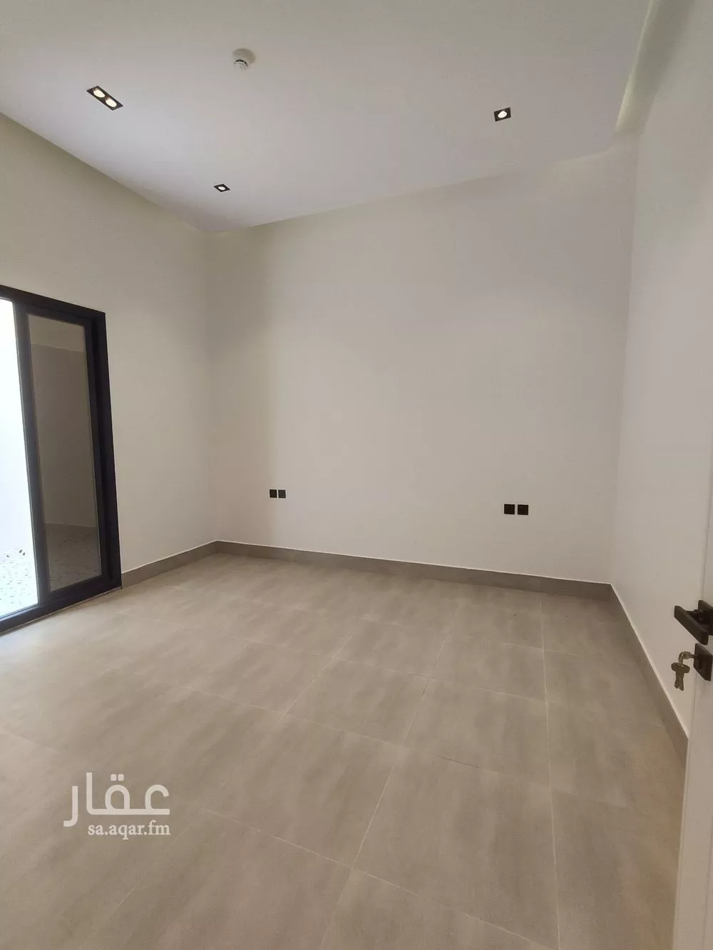 شقة 4 غرف في اليرموك 4