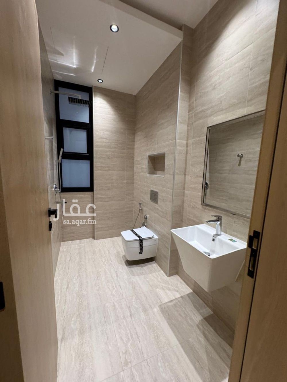 4 bedroom apartment in Ishbiliyah, Riyadh 6