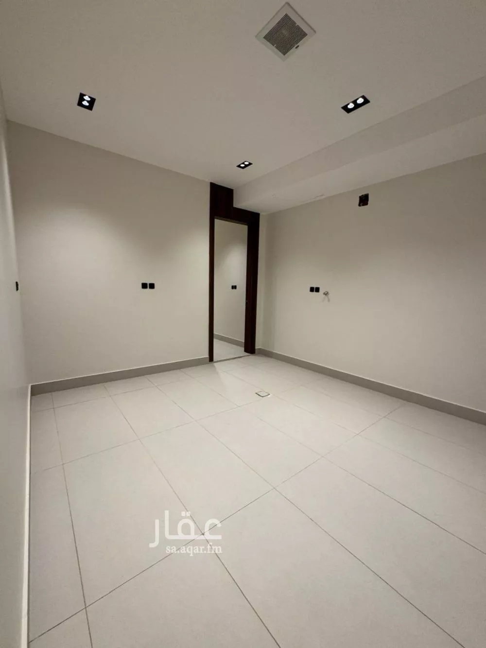 5 bedroom floor in Al Khaleej 3