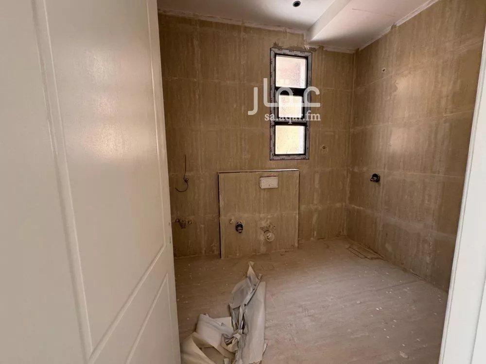 فيلا 5 غرف في الملك فيصل 5