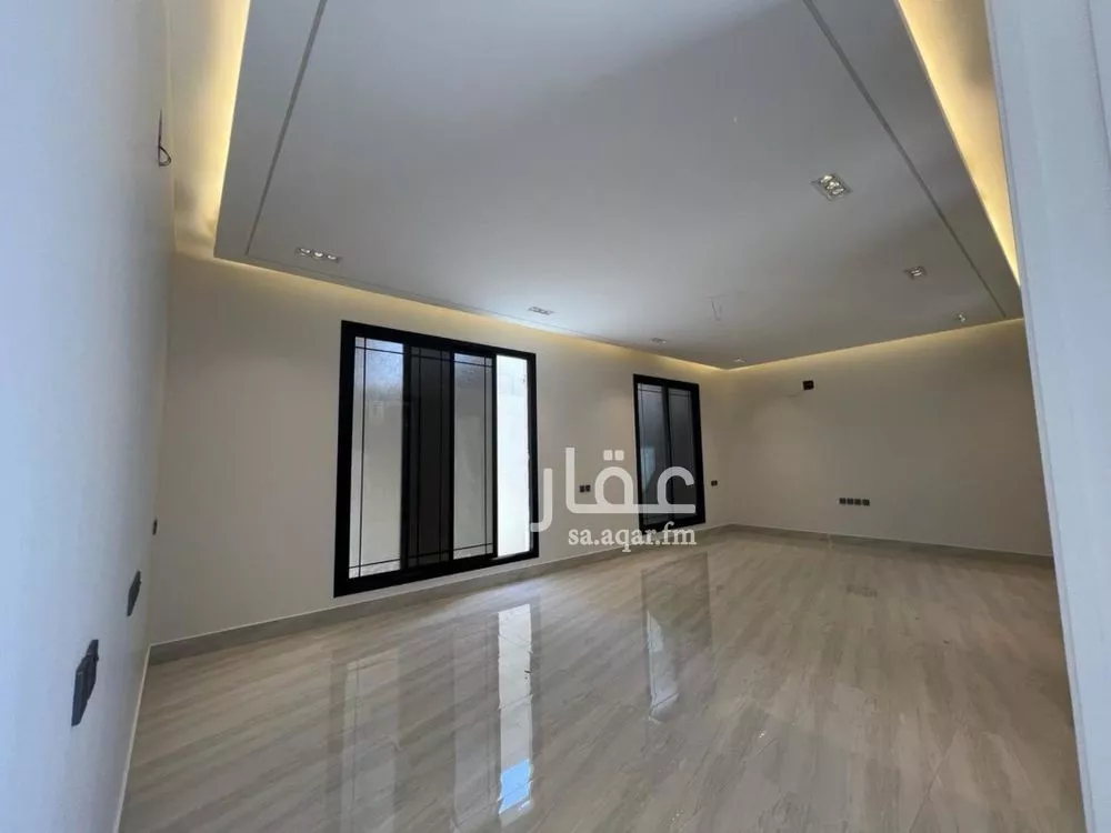 فيلا 5 غرف في الرمال 4