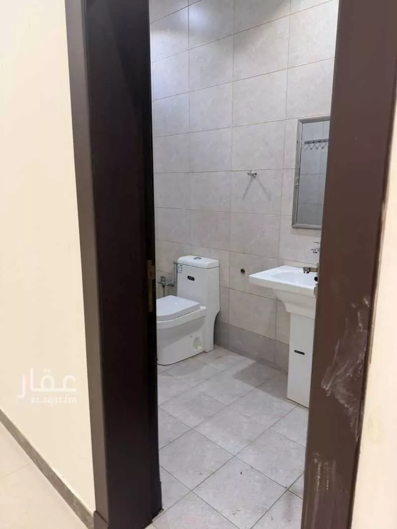 فيلا 7 غرف في عرقة 4