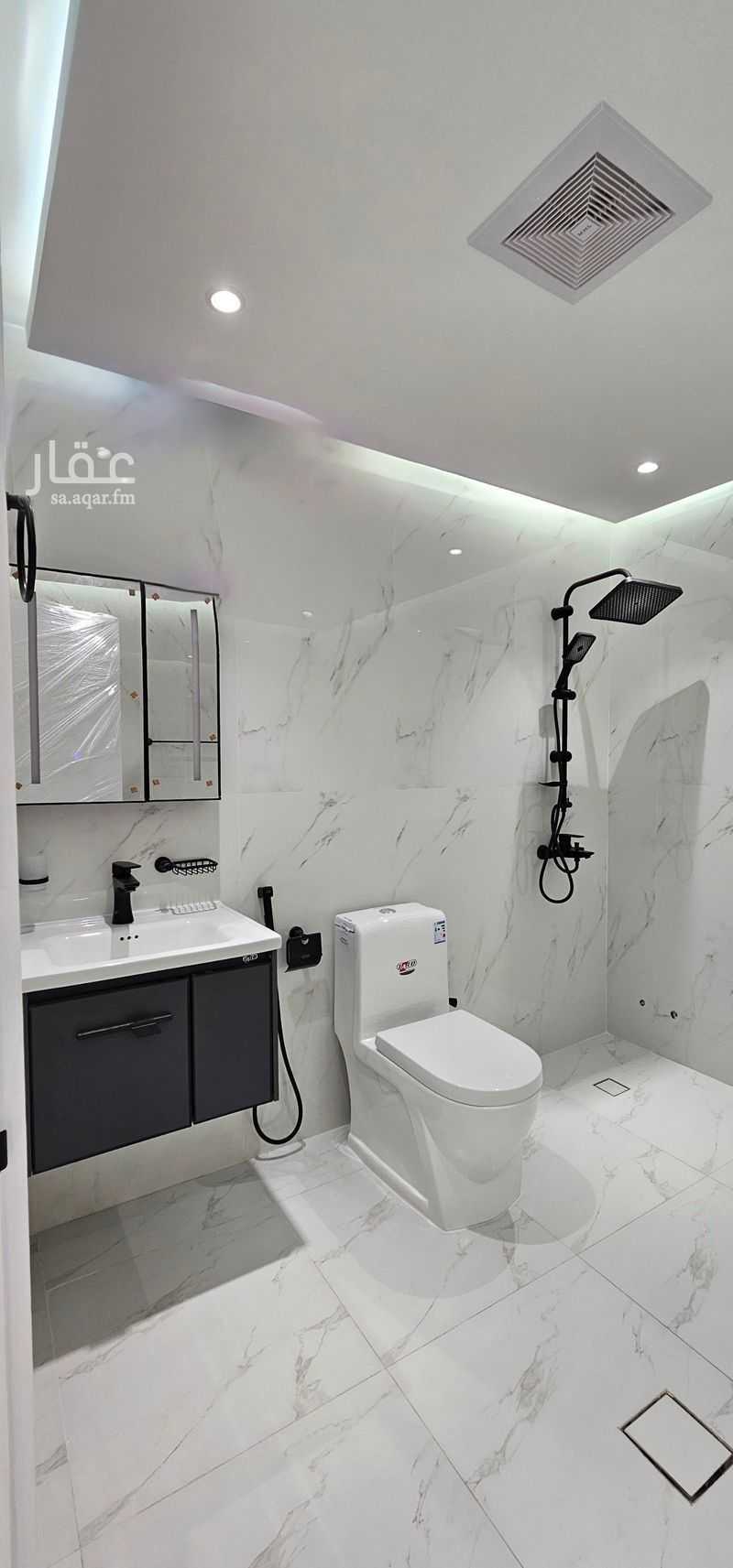 3 bedroom villa in Al Huwaylat, Eastern Province 22