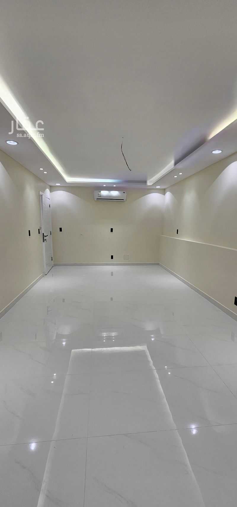 3 bedroom villa in Al Huwaylat, Eastern Province 11