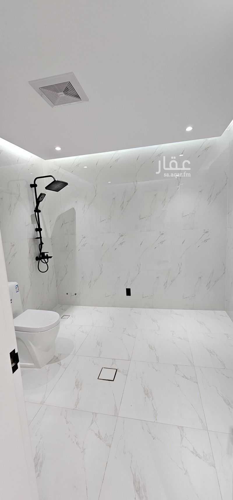 3 bedroom villa in Al Huwaylat, Eastern Province 8
