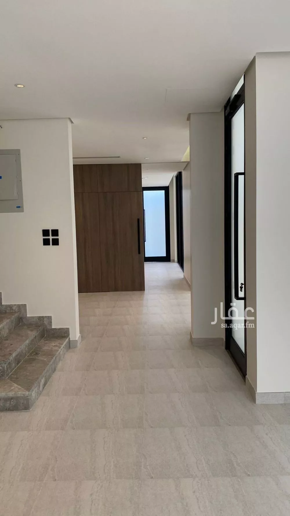 فيلا 7 غرف في السيف 5