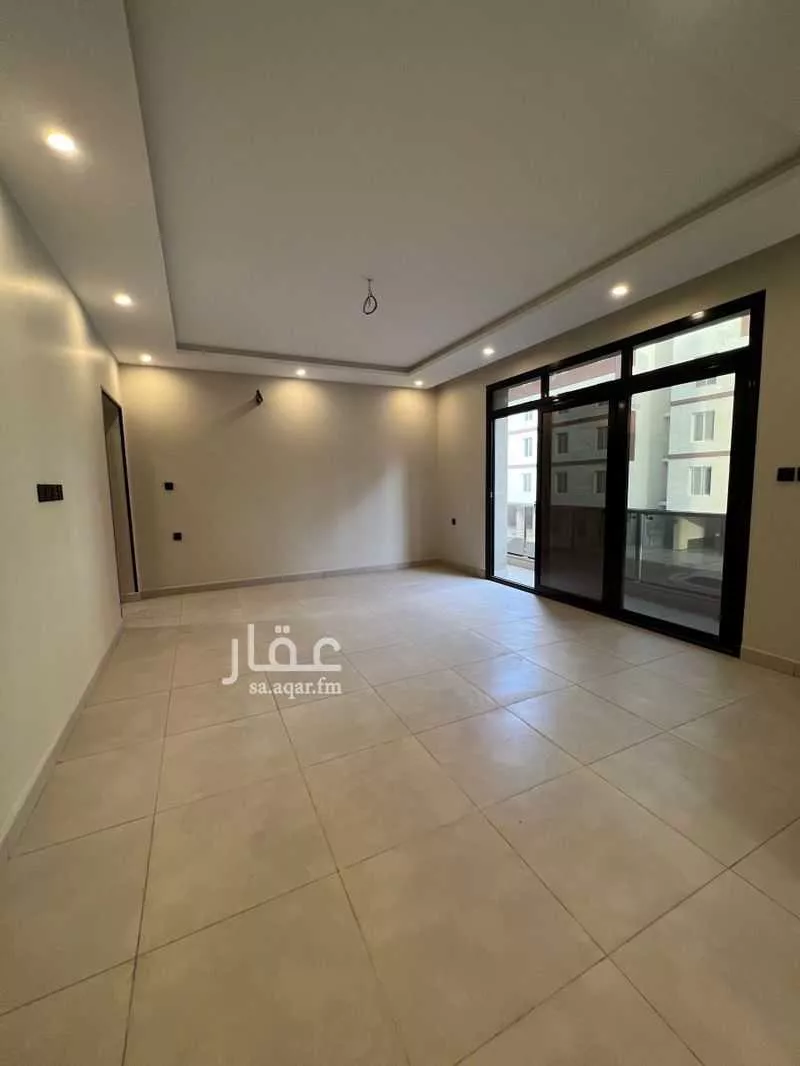 شقة 4 غرف في الصوارى 1