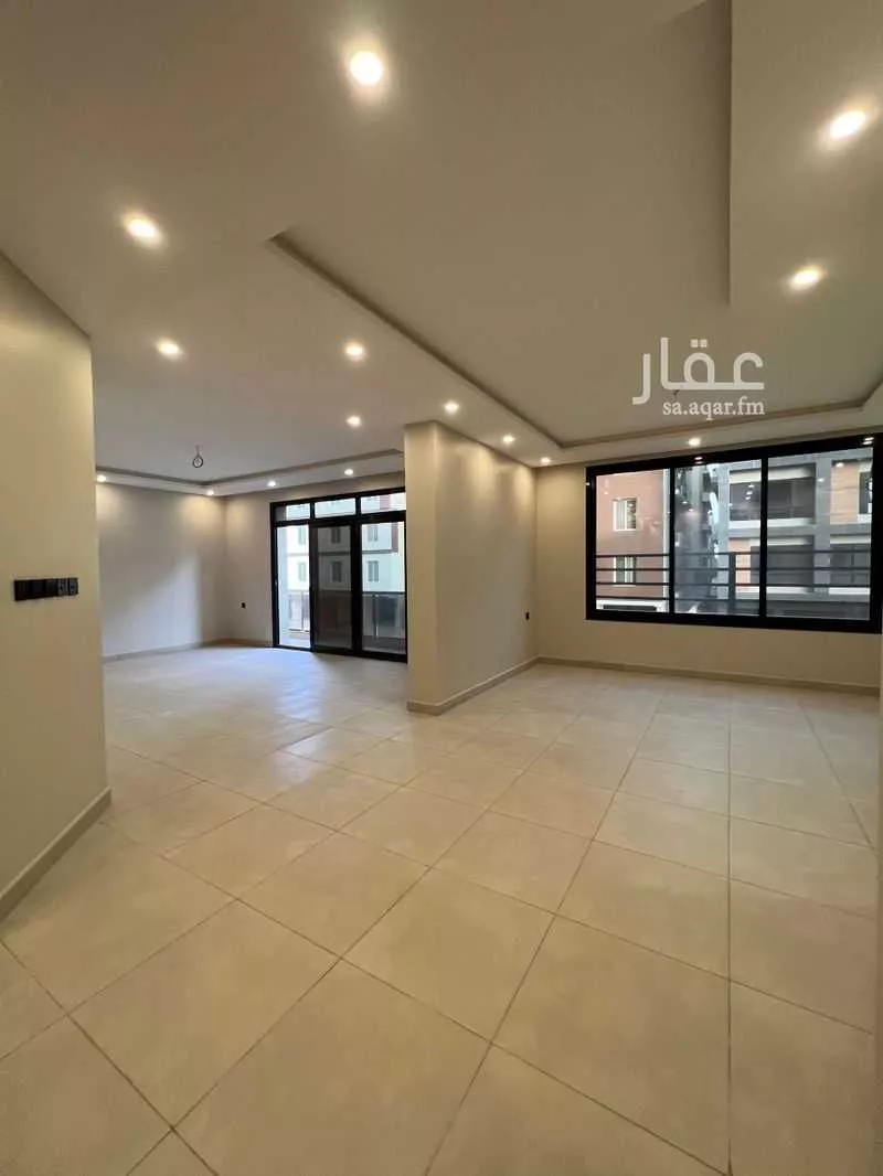 شقة 4 غرف في الصوارى 1