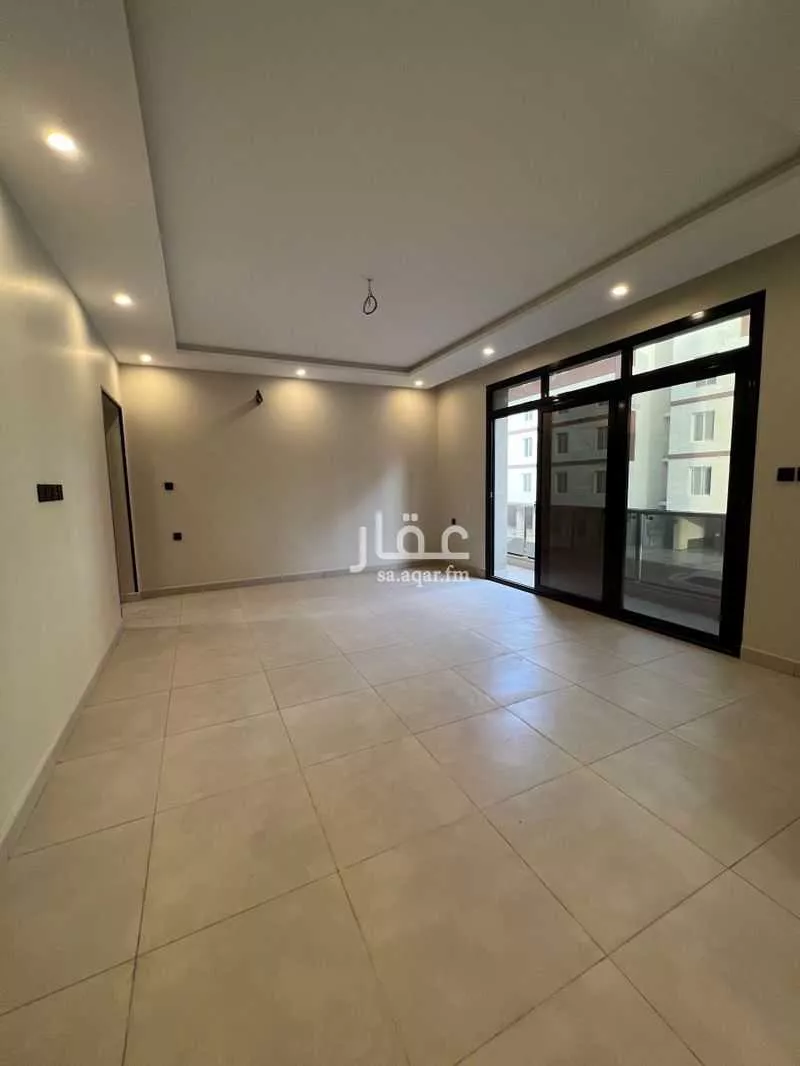 شقة 4 غرف في الصوارى 5