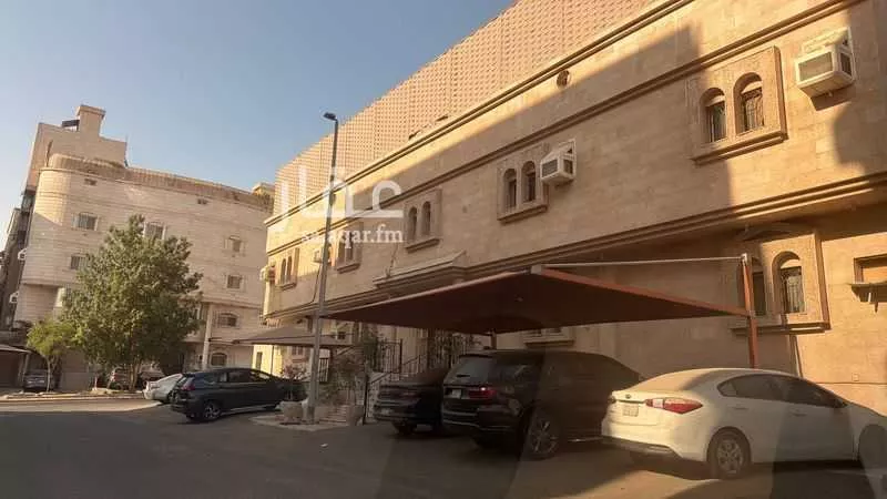 عمارة 870 م² في الاميرعبدالمجيد 1