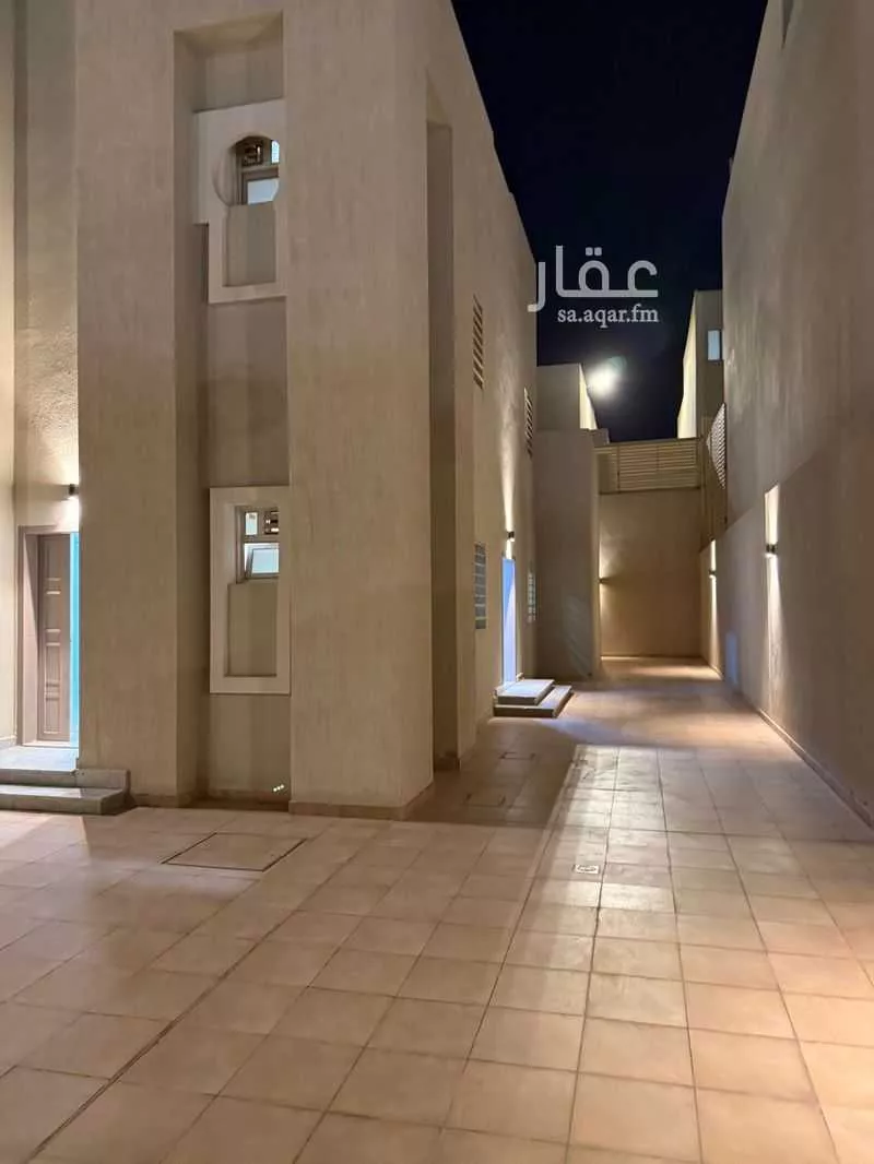 5 bedroom villa in Al Janadriyah 5