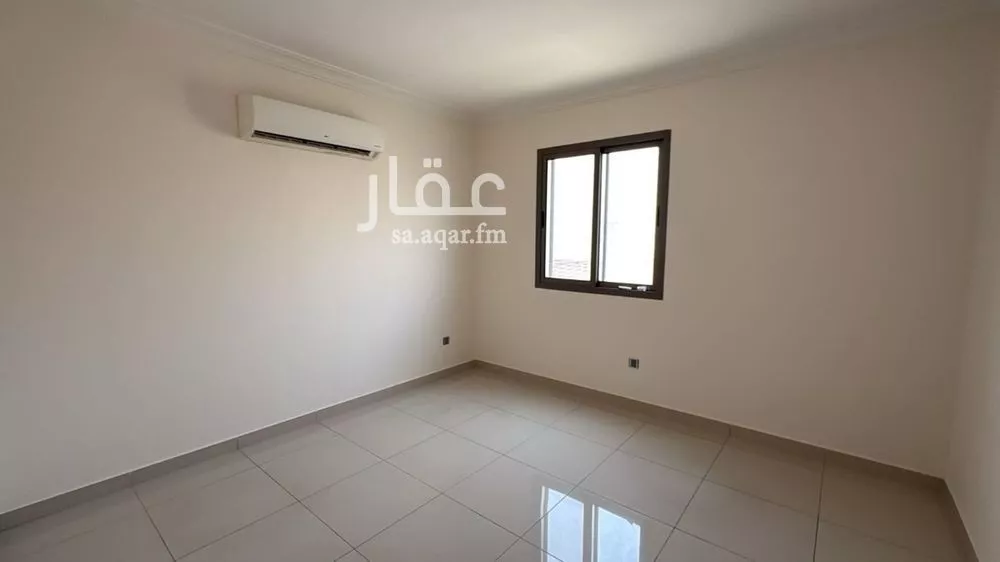 فيلا 4 غرف في الأمواج 3