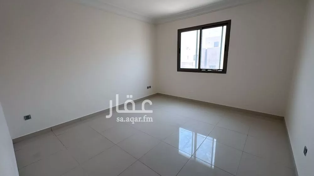 فيلا 4 غرف في الأمواج 5