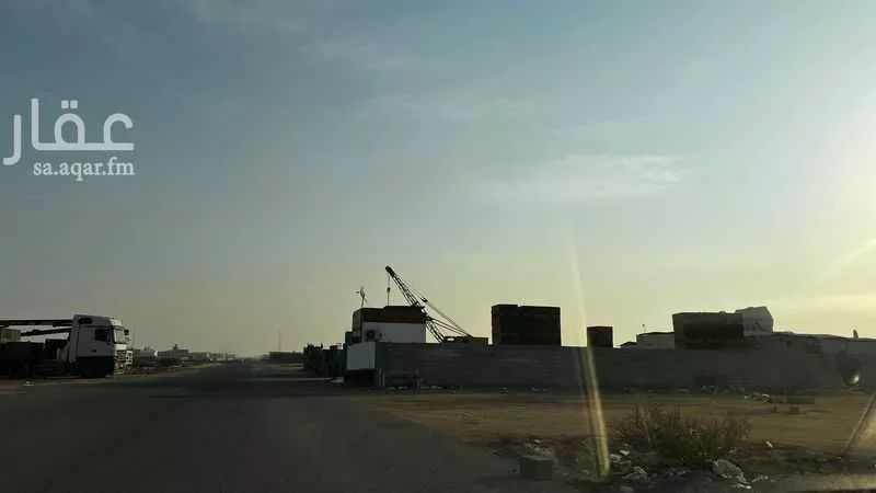 أرض 806 م² في الزمرد 3