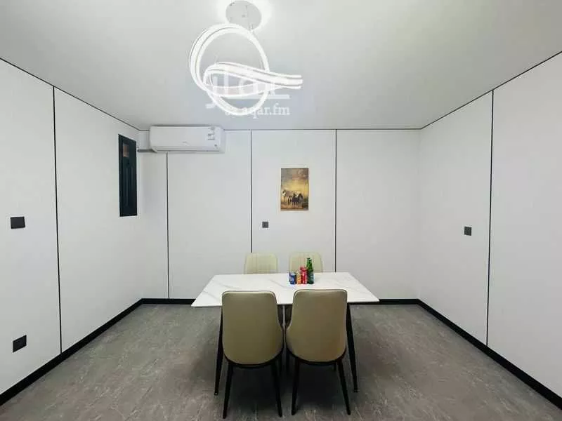 عمارة 888 م² في العقيق 4