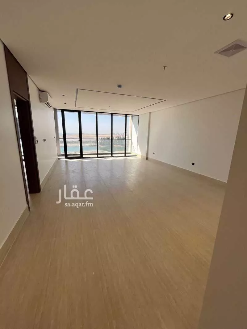 4 bedroom apartment in Al Khour, Eastern Province 21