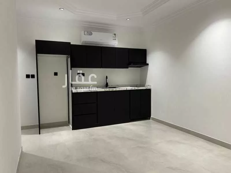 شقة 1 غرف في الملقا 5