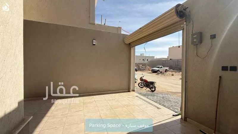 4 bedroom villa in Al Janadriyah, Riyadh 18