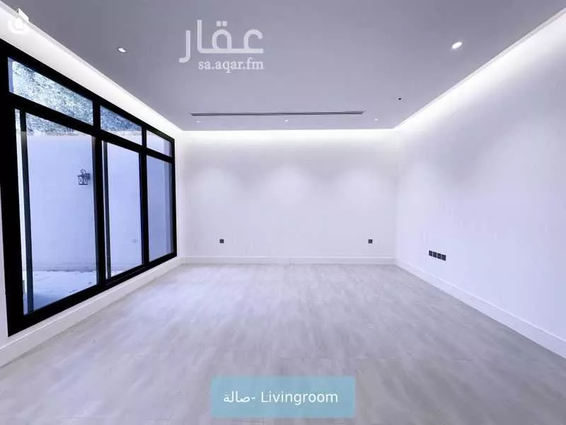3 bedroom apartment in Al Qairawan 5