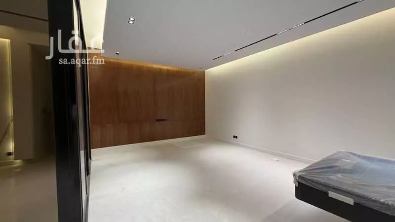 5 bedroom villa in Qurtubah 4